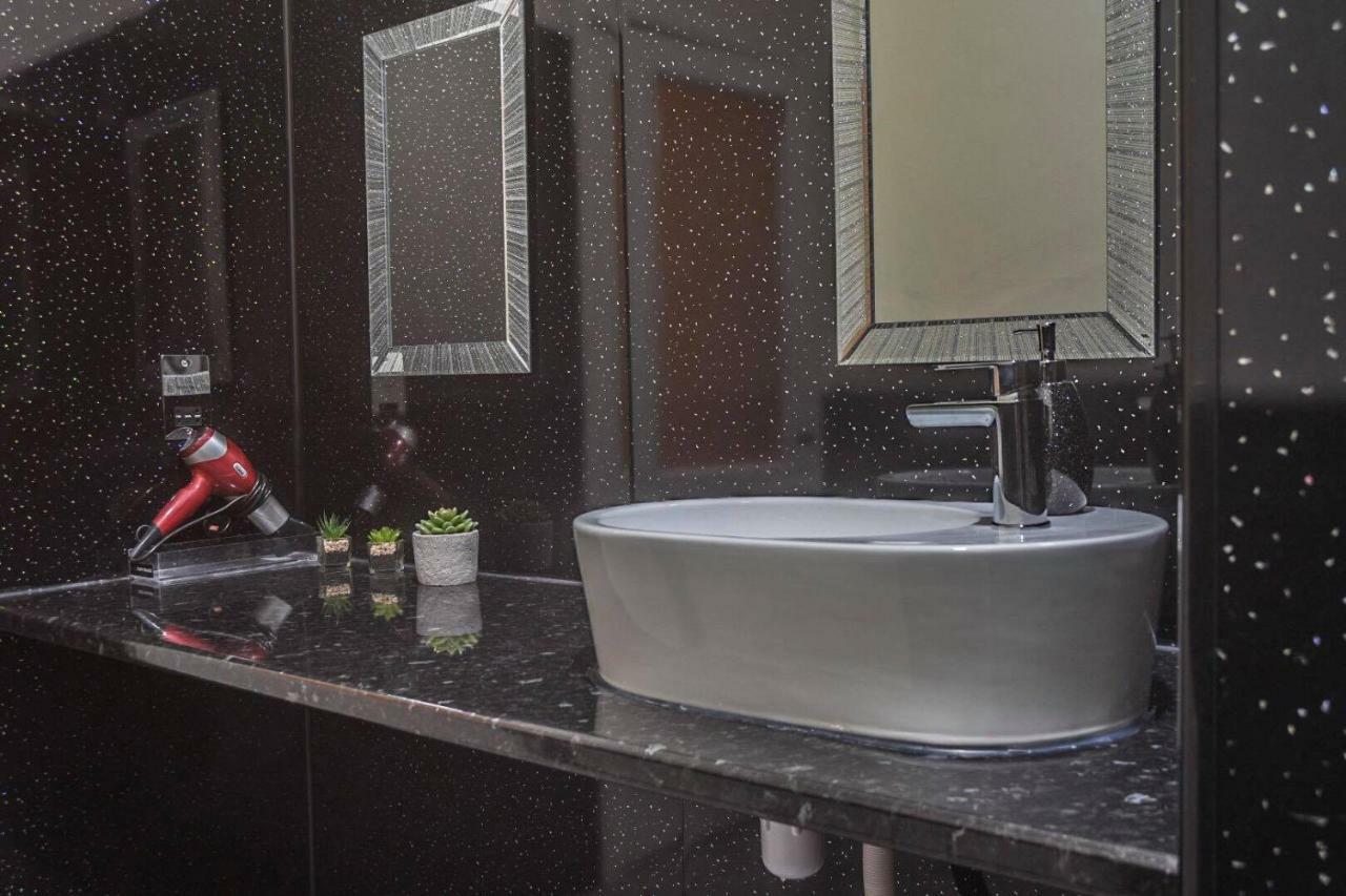 Edinburgh Ground Floor City Centre Flat Close To Princess Street Extérieur photo